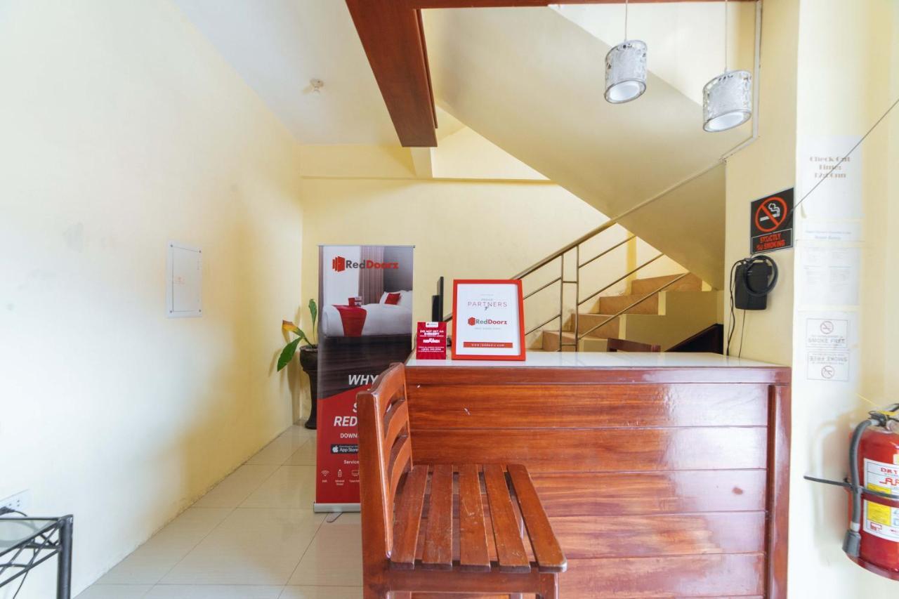 Reddoorz @ D Maagma Street Hotel Kalibo Exterior photo