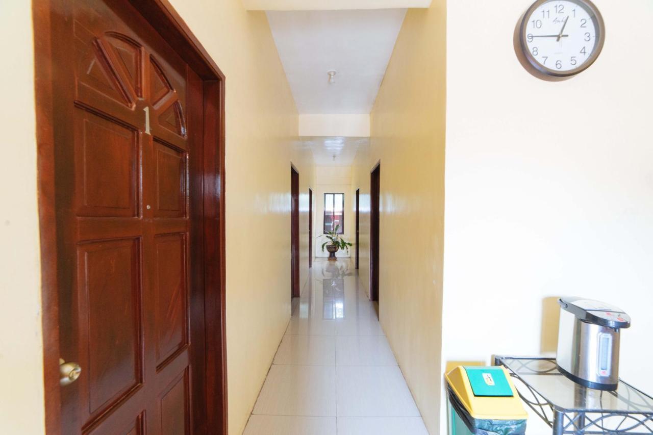 Reddoorz @ D Maagma Street Hotel Kalibo Exterior photo